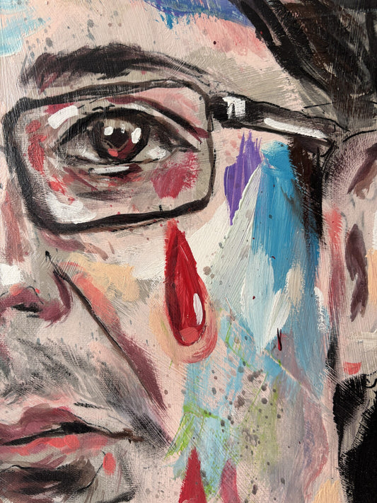 Dettaglio dell'occhio e degli occhiali nel dipinto Charlie Hebdo di Max Petrone