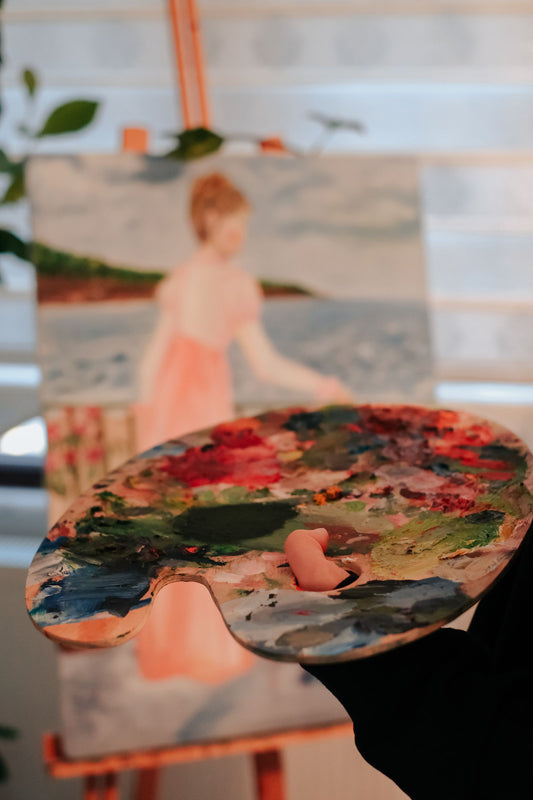 Artista con la tavolozza dei colori