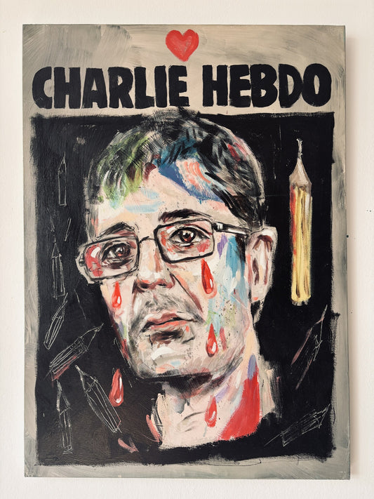 Charlie Hebdo, dipinto su tela 70x50 di Max Petrone: ritratto con lacrime rosse, matita e cuore in omaggio alla libertà di stampa