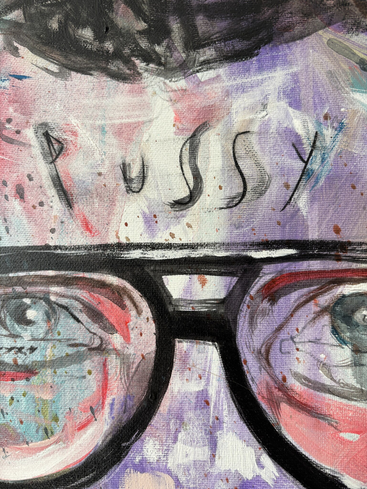 Dettaglio pittorico del dipinto Terry Richardson di Max Petrone, pennellate rosa e viola