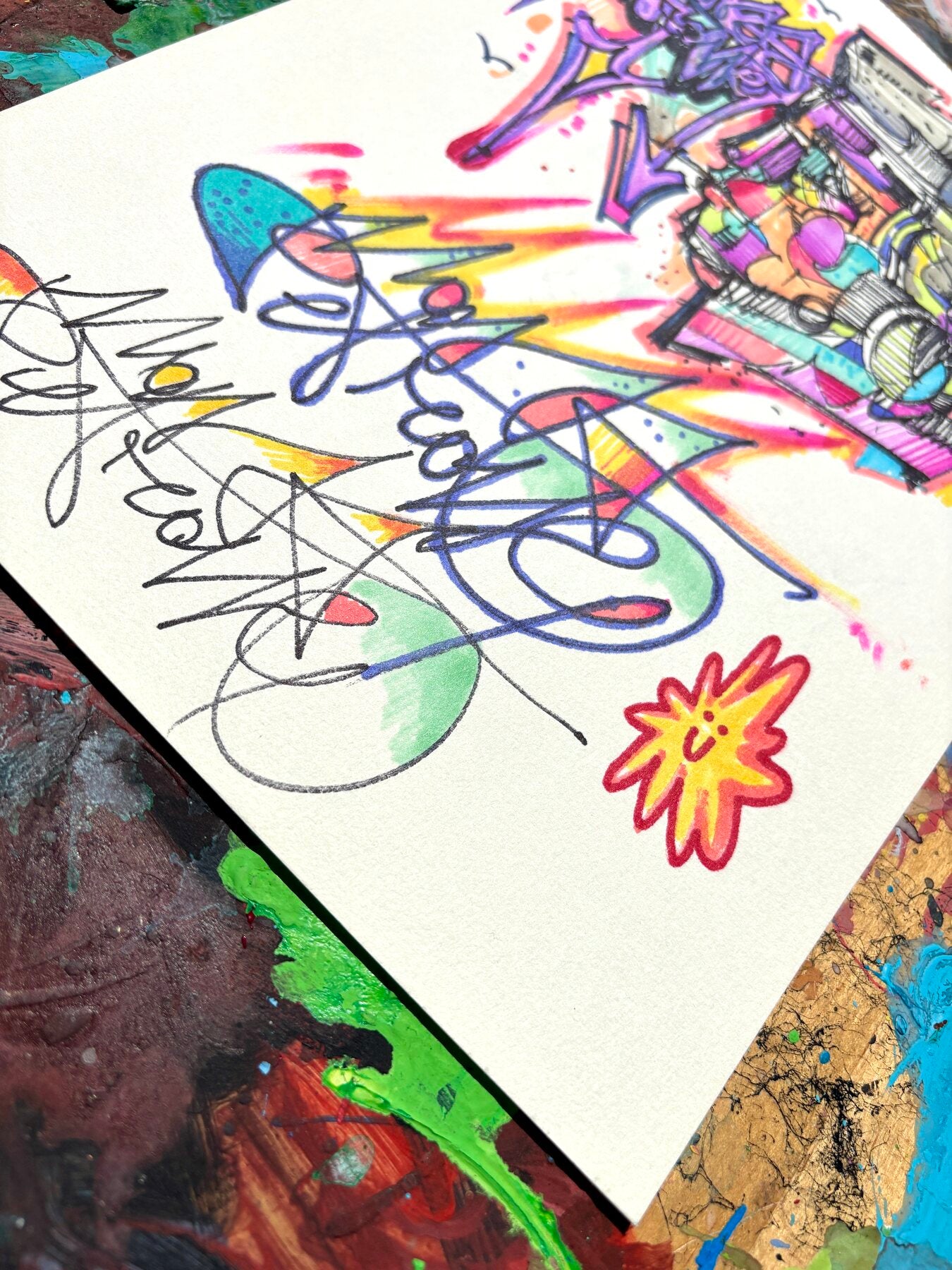 Dettaglio della firma nell'illustrazione Writing Mass di Max Petrone